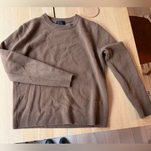 Nili lotan cashmere sweater. L